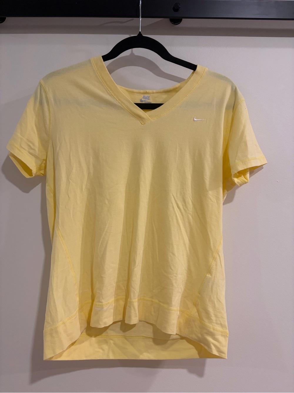 Nike Women’s Pale Yellow V-Neck Short Sleeve Tee